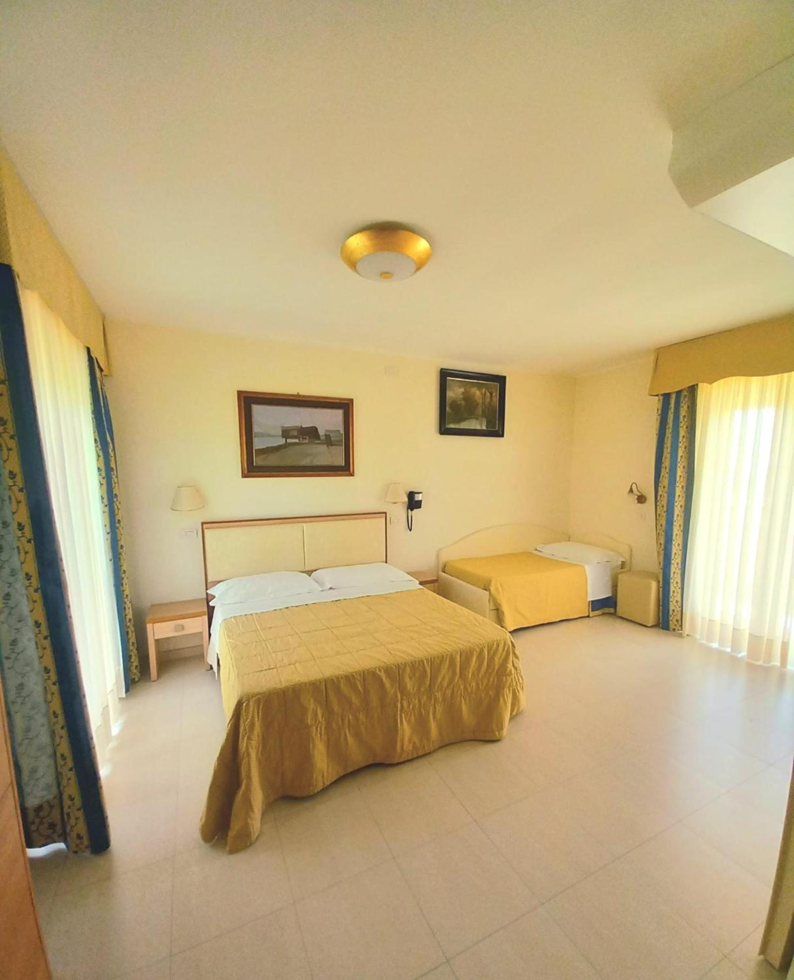 Hotel Ariella Milano Marittima Exterior foto