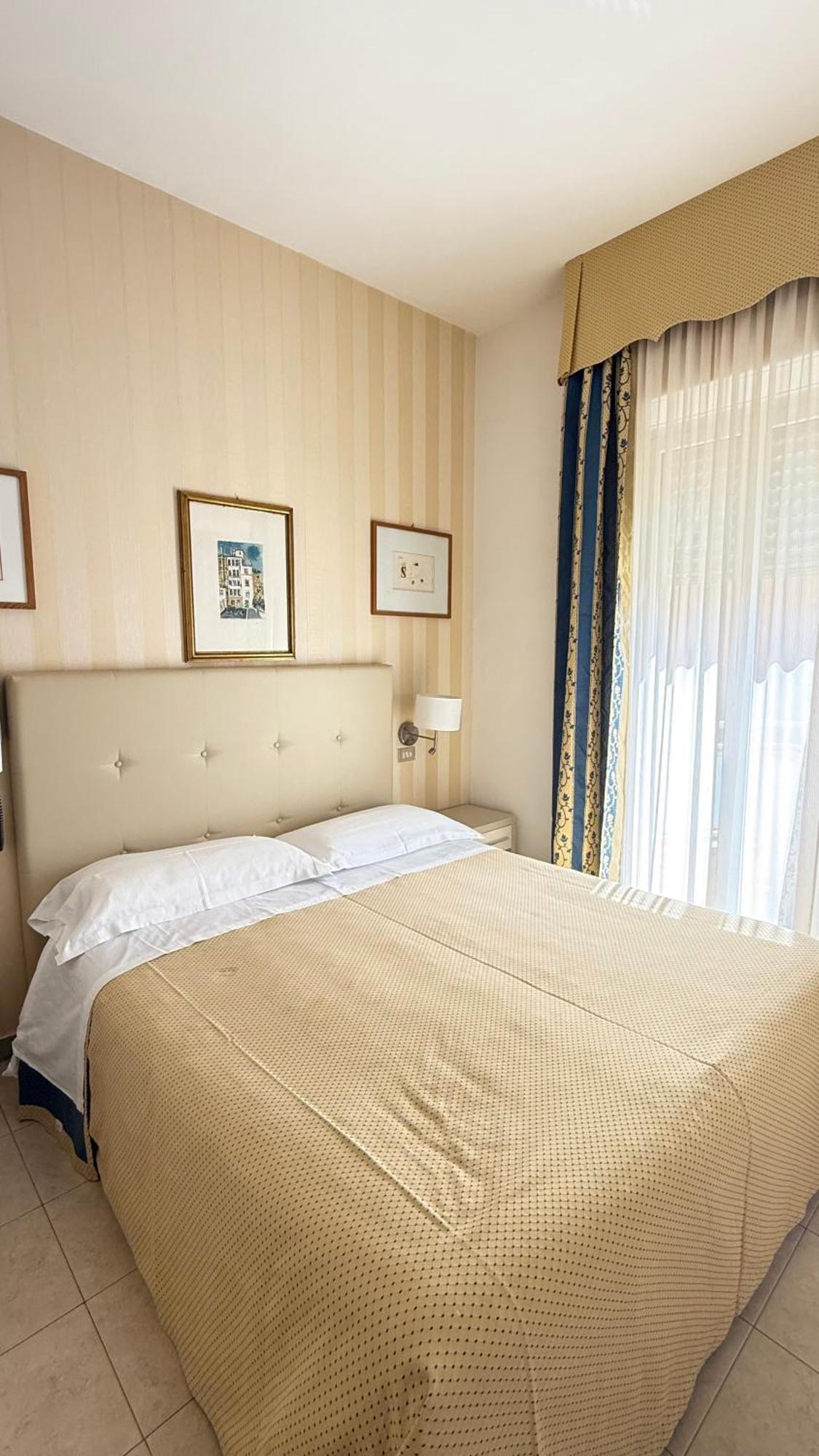 Hotel Ariella Milano Marittima Exterior foto