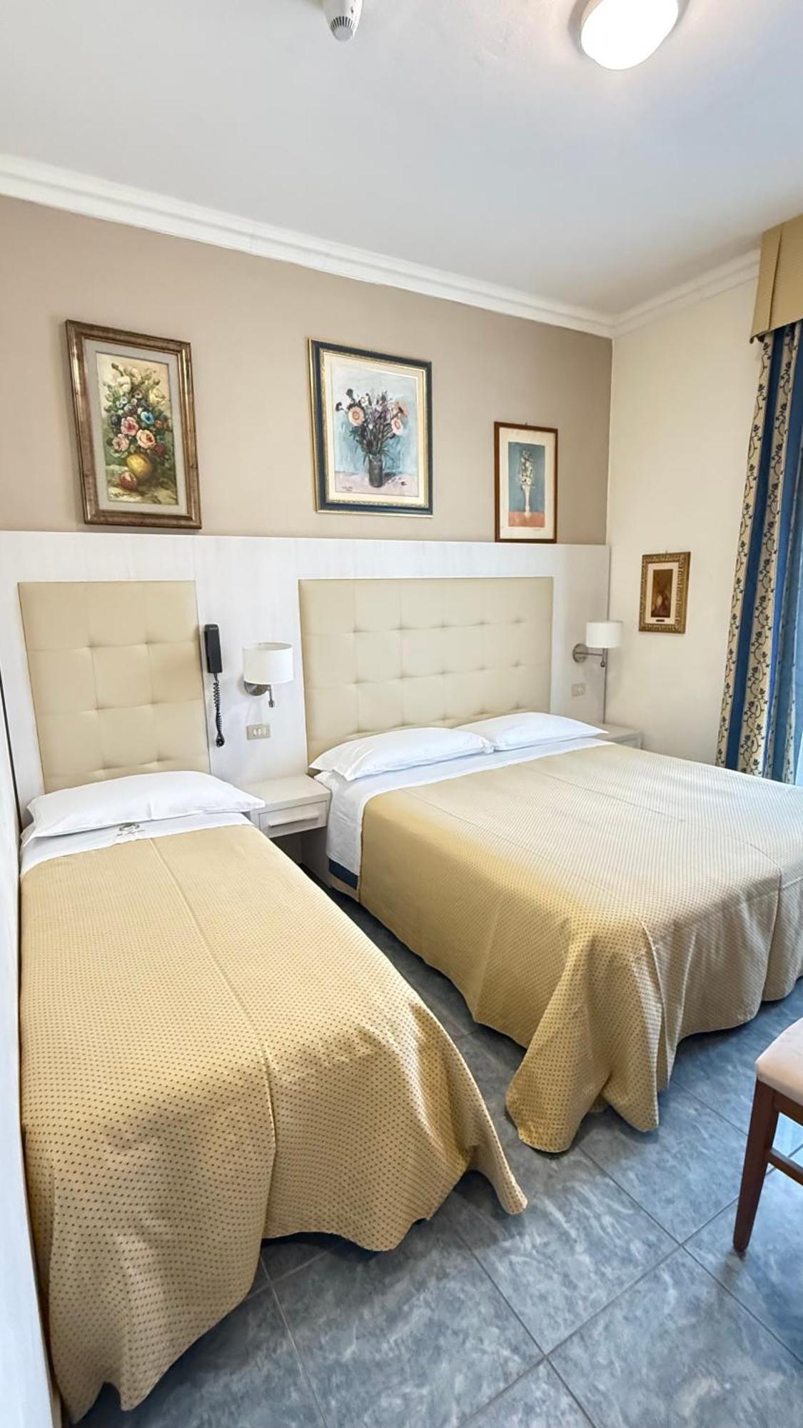 Hotel Ariella Milano Marittima Exterior foto